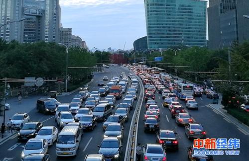 交通部 推進(jìn)普通貨運(yùn)車輛聯(lián)網(wǎng)審驗(yàn)和異地年審